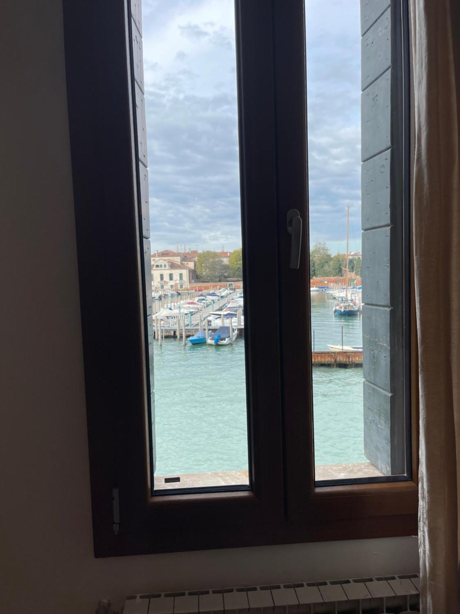 Romantic Enchantment With Private Bathroom Venecia Exterior foto
